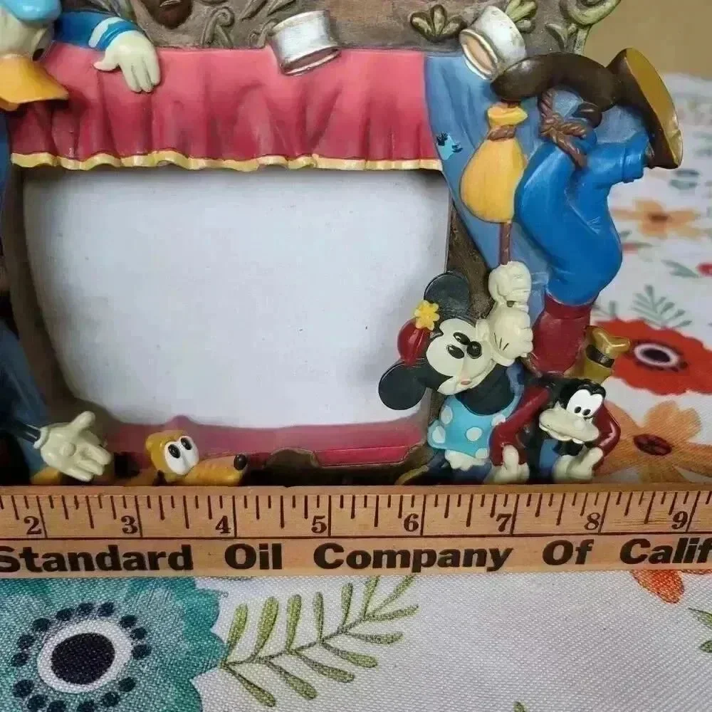 Vintage Disney Character Picture Frame, Mickey, Donald Duck, Goofy, 8x6in